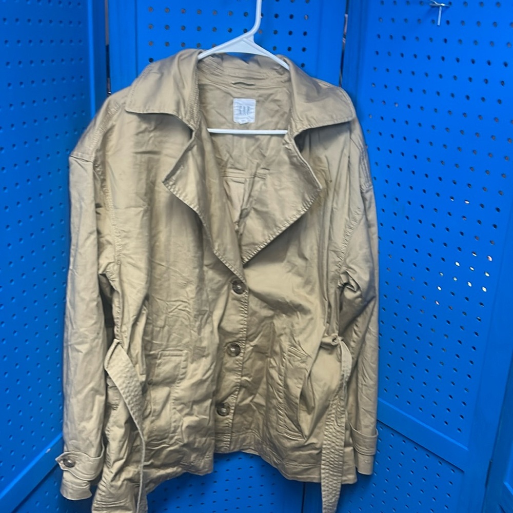 Gap trench coat